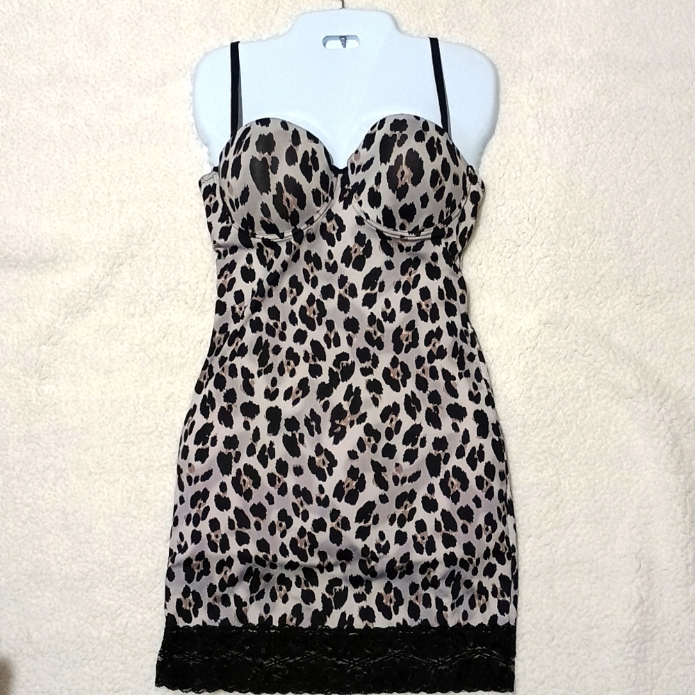 Marilyn Monroe intimates Leopard Slip Size L